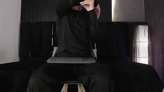 Snapshot of Dominic_ghost chatting on March 6, 2026, 12:05 am Dominic ghost online show from March 6, 2026, 12:05 am