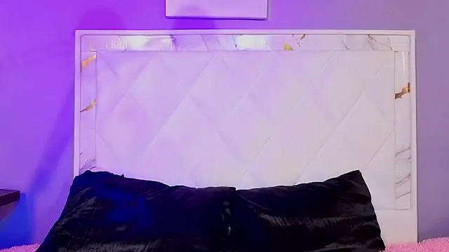 Snapshot of Dannyhot_ chatting on June 3, 2026, 8:24 pm Dannyhot online show from June 3, 2026, 8:24 pm