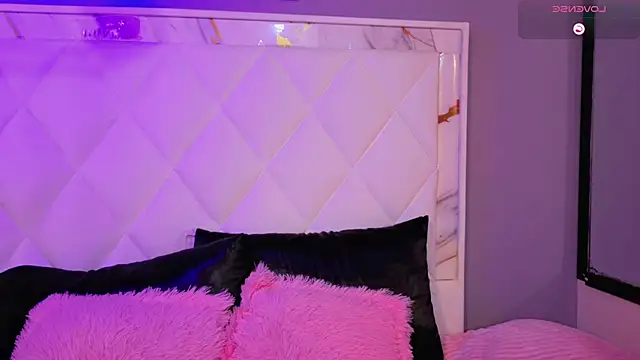 Dannyhot  online show from February 10, 2026, 8:52 pm