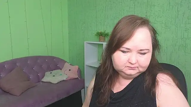 Eloisa Eliot online show from November 28, 2025, 4:40 pm