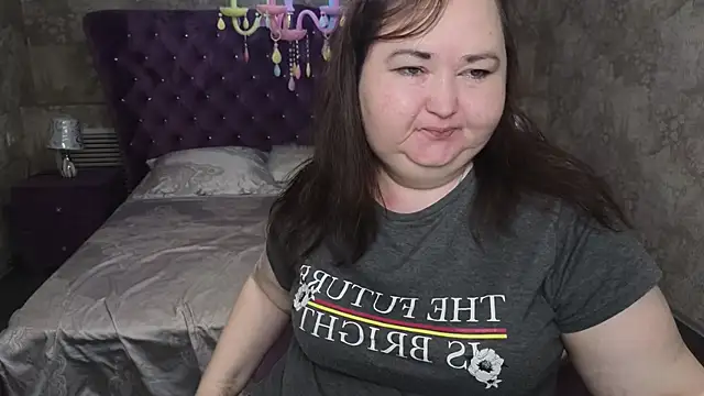 Eloisa Eliot online show from November 10, 2025, 4:23 pm