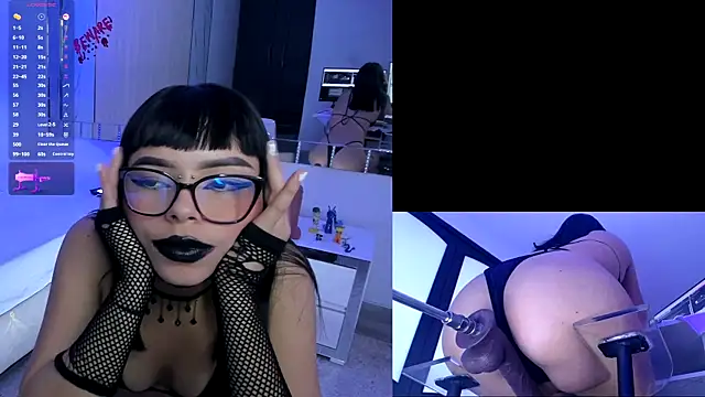 Snapshot of Nyveth chatting on November 19, 2025, 2:17 pm Nyveth online show from November 19, 2025, 2:17 pm