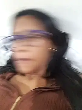 Snapshot of sarah_garcia_ chatting on December 13, 2025, 11:00 pm sarah garcia online show from December 13, 2025, 11:00 pm