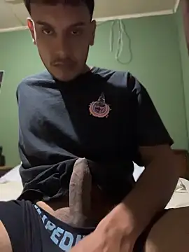 Longerdick27 online show from April 28, 2026, 3:33 am
