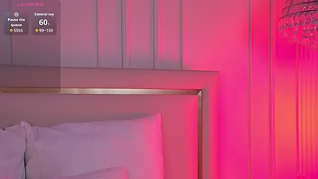 VelvetHell online show from October 13, 2025, 3:30 am