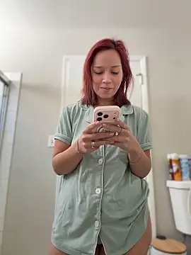 Mrs MrLove online show from April 23, 2026, 6:31 pm