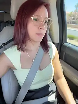 Snapshot of Mrs_MrLove chatting on June 2, 2026, 6:08 pm Mrs MrLove online show from June 2, 2026, 6:08 pm