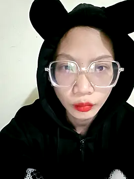 Snapshot of Joywhar chatting on November 25, 2025, 8:20 pm Joywhar online show from November 25, 2025, 8:20 pm