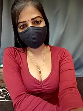 Snapshot of Misss-julli chatting on November 13, 2025, 12:09 pm Misss-julli online show from November 13, 2025, 12:09 pm