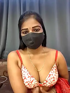 Snapshot of Misss-julli chatting on October 31, 2025, 7:16 am Misss-julli online show from October 31, 2025, 7:16 am