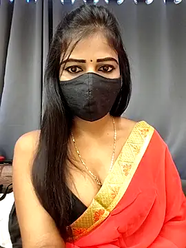 Snapshot of Misss-julli chatting on December 5, 2025, 1:49 am Misss-julli online show from December 5, 2025, 1:49 am