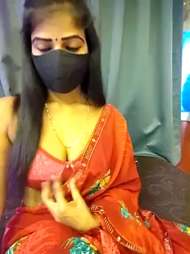 Misss-julli online show from April 11, 2026, 6:54 am