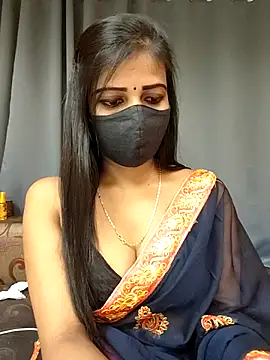 Snapshot of Misss-julli chatting on November 30, 2025, 2:51 pm Misss-julli online show from November 30, 2025, 2:51 pm