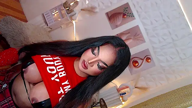 Lilly-lou online show from May 1, 2026, 5:56 am