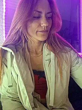 Snapshot of SlimBellaa chatting on November 11, 2025, 11:20 pm SlimBellaa online show from November 11, 2025, 11:20 pm