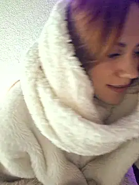 Snapshot of SlimBellaa chatting on November 22, 2025, 9:13 pm SlimBellaa online show from November 22, 2025, 9:13 pm