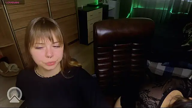 Snapshot of xxx_sandra_ chatting on October 10, 2025, 1:01 pm xxx sandra online show from October 10, 2025, 1:01 pm