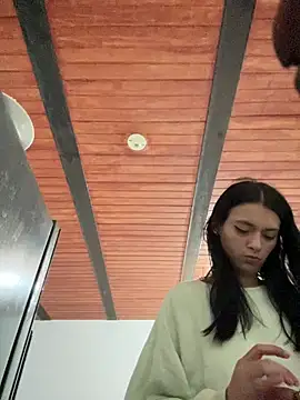 Snapshot of LiaCollings chatting on March 22, 2026, 1:23 pm LiaCollings online show from March 22, 2026, 1:23 pm