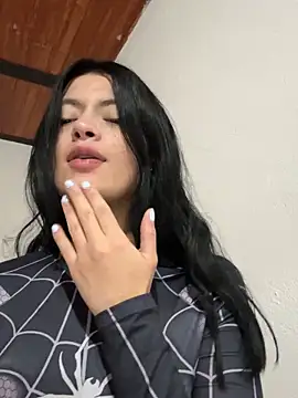 Snapshot of LiaCollings chatting on February 17, 2026, 11:40 am LiaCollings online show from February 17, 2026, 11:40 am