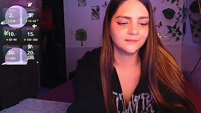 Snapshot of emily_cooper_t chatting on May 29, 2026, 11:33 pm emily cooper t online show from May 29, 2026, 11:33 pm