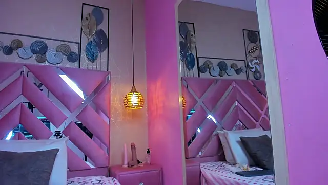 SweetMichel  online show from October 30, 2025, 12:14 pm