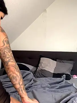 Snapshot of mrskarmaa chatting on December 14, 2025, 2:22 pm mrskarmaa online show from December 14, 2025, 2:22 pm