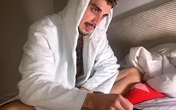 Toywoman online show from November 3, 2025, 7:57 am