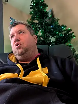 Single White Male online show from November 30, 2025, 4:08 pm