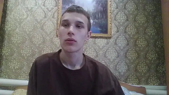 Snapshot of your___honeyy chatting on September 26, 2025, 9:38 am your honeyy online show from September 26, 2025, 9:38 am