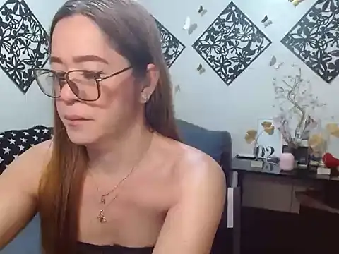 Snapshot of TheMISTRESSx69 chatting on July 20, 2026, 8:33 pm TheMISTRESSx69 online show from July 20, 2026, 8:33 pm