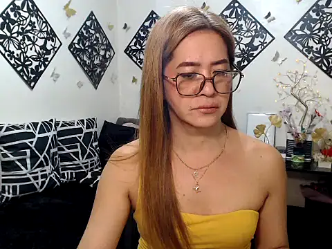 Snapshot of TheMISTRESSx69 chatting on June 3, 2026, 2:33 pm TheMISTRESSx69 online show from June 3, 2026, 2:33 pm