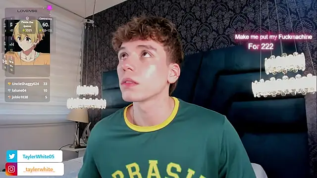 Snapshot of TaylerWhite chatting on July 28, 2026, 3:21 pm TaylerWhite online show from July 28, 2026, 3:21 pm