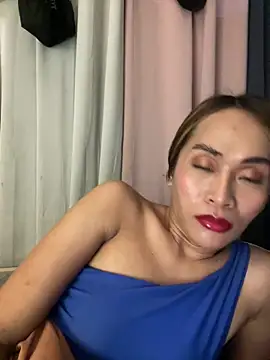 RomanticPearlTS online show from February 13, 2026, 2:22 am