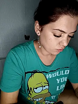 Snapshot of LadyNora chatting on November 7, 2025, 7:35 am LadyNora online show from November 7, 2025, 7:35 am