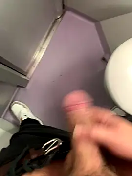 Chriscoki online show from October 9, 2025, 8:48 am