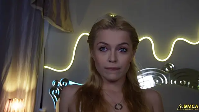 kellypeachcake online show from November 11, 2025, 5:35 am