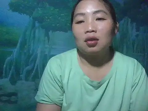 PhamPhung online show from October 6, 2025, 12:17 pm