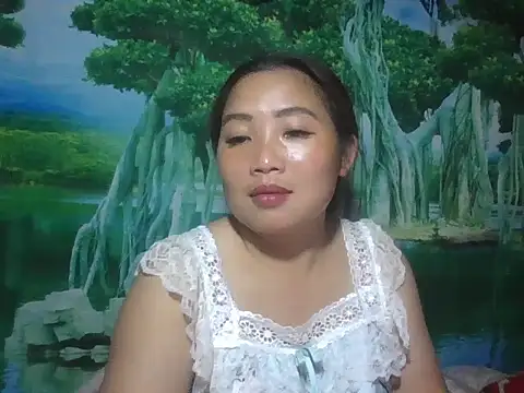 PhamPhung online show from October 27, 2025, 1:01 pm