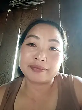 PhamPhung online show from October 31, 2025, 3:14 am