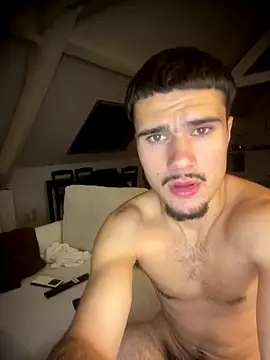 los freaky online show from October 13, 2025, 6:53 pm