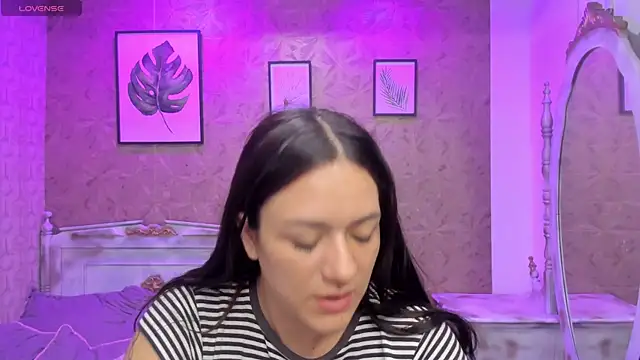 Snapshot of Dali_collin chatting on June 24, 2026, 1:43 pm Dali collin online show from June 24, 2026, 1:43 pm