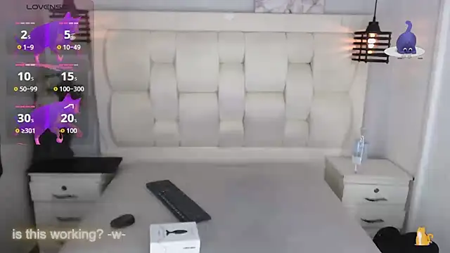 Snapshot of Atley_Dolly chatting on October 24, 2025, 9:36 pm Atley Dolly online show from October 24, 2025, 9:36 pm