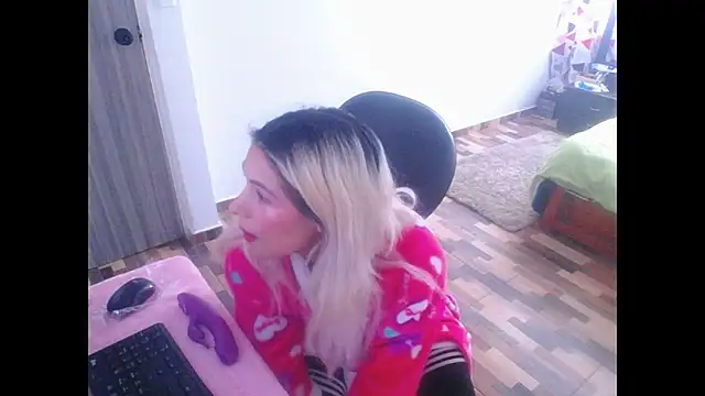 Snapshot of mystica_25 chatting on October 22, 2025, 3:11 pm mystica 25 online show from October 22, 2025, 3:11 pm