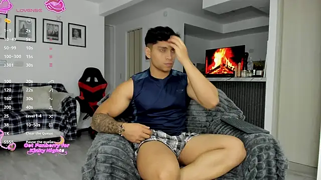 Nicolasmontoya16 online show from November 30, 2025, 1:28 am