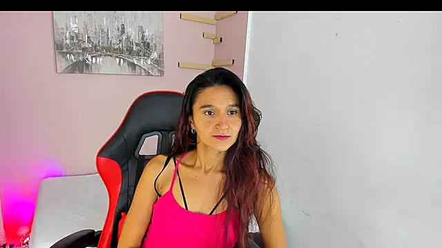 maraiah petit online show from September 18, 2025, 7:06 pm