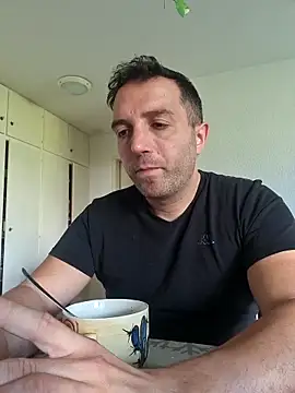 Snapshot of spaccaa chatting on June 6, 2026, 8:30 am spaccaa online show from June 6, 2026, 8:30 am