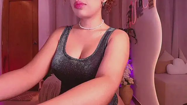 Snapshot of megansan_ chatting on March 27, 2026, 1:45 pm megansan online show from March 27, 2026, 1:45 pm