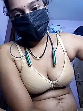 Snapshot of 3USHA chatting on October 10, 2025, 8:15 am 3USHA online show from October 10, 2025, 8:15 am