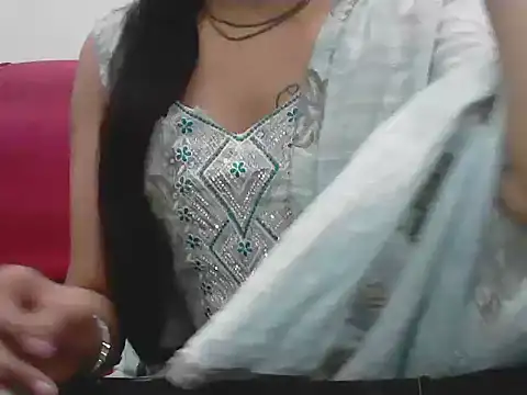 elize   online show from February 2, 2026, 3:27 am