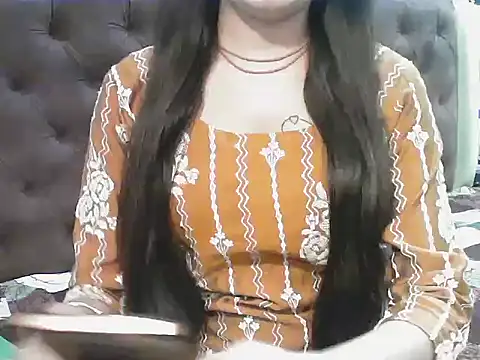 elize   online show from January 18, 2026, 2:48 am